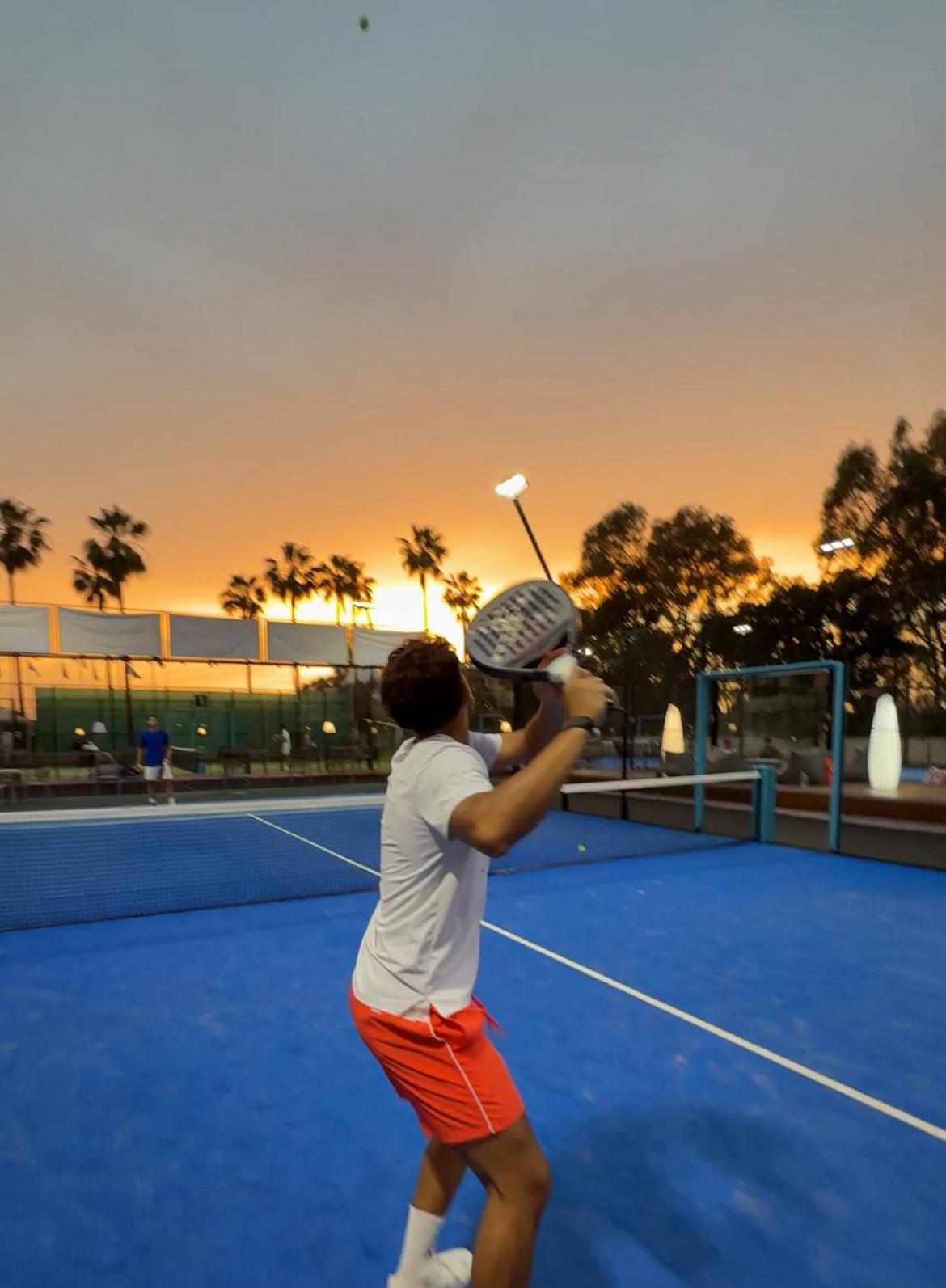 Hotel Fit And Padel Paradise Escape-sun, Sea And Padel